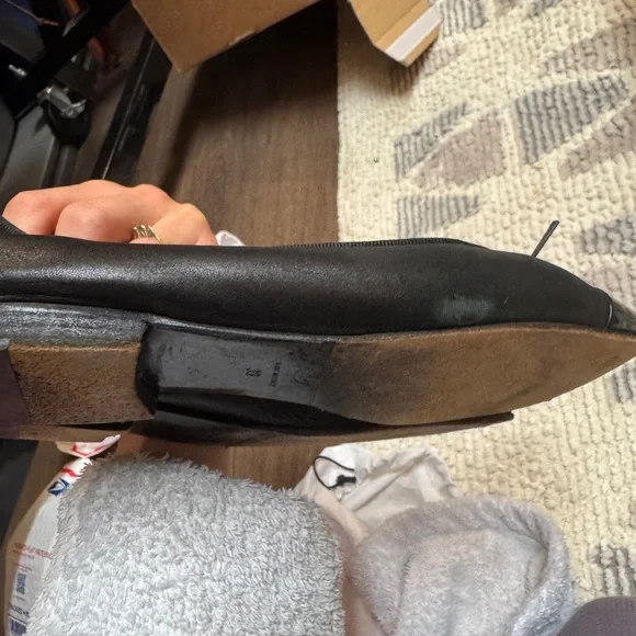 CHANEL • Cap Toe Ballet Flats • Black • 39 - Picture 4 of 8